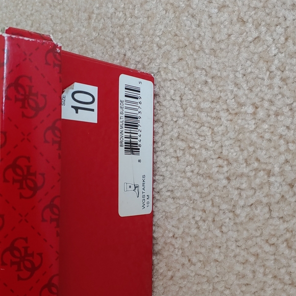 Size 10 Guess boots - Picture 5 of 7